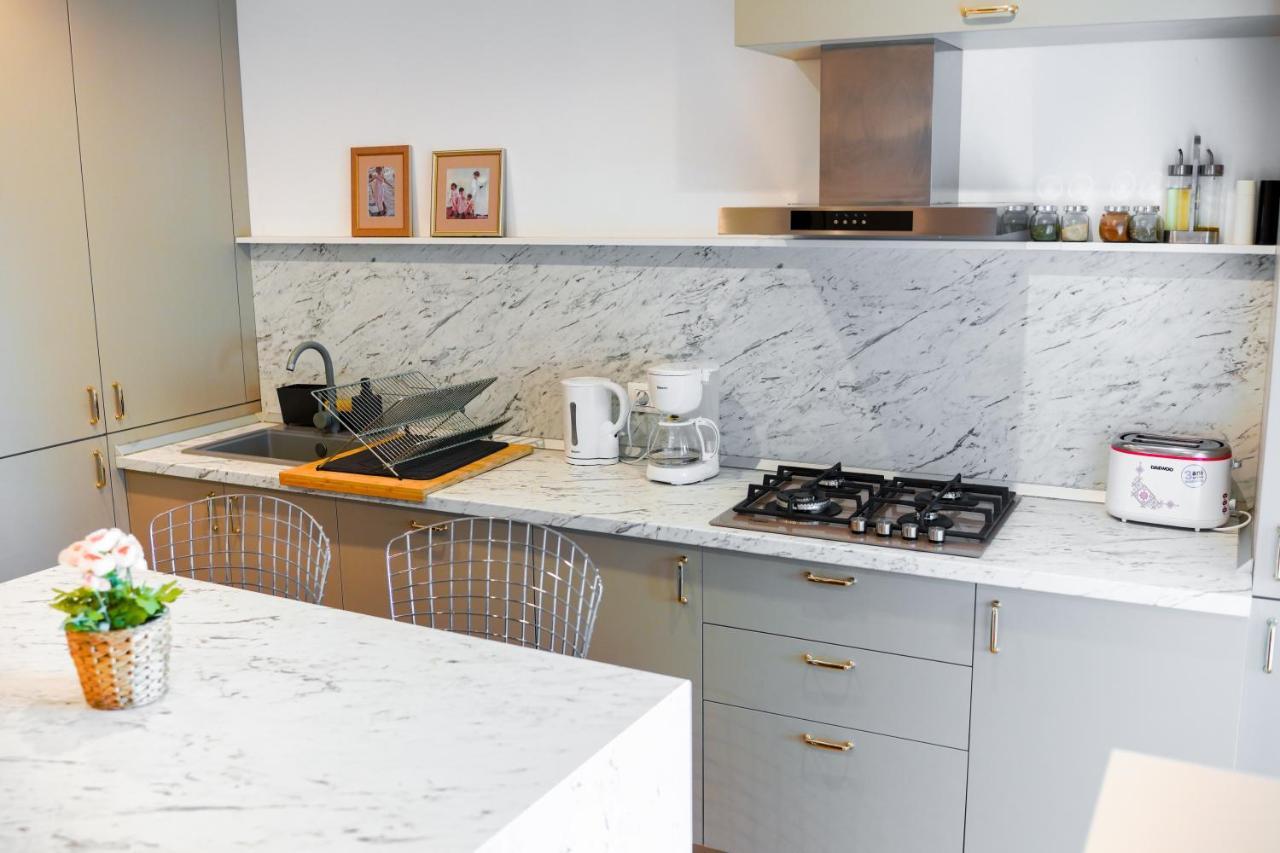 Luxury Central Park Apartment 布加勒斯特 外观 照片