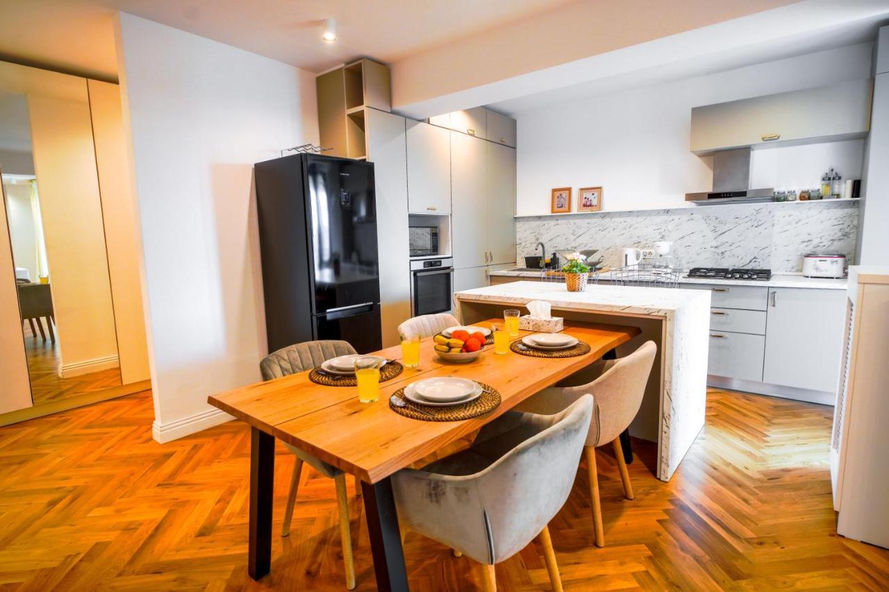 Luxury Central Park Apartment 布加勒斯特 外观 照片