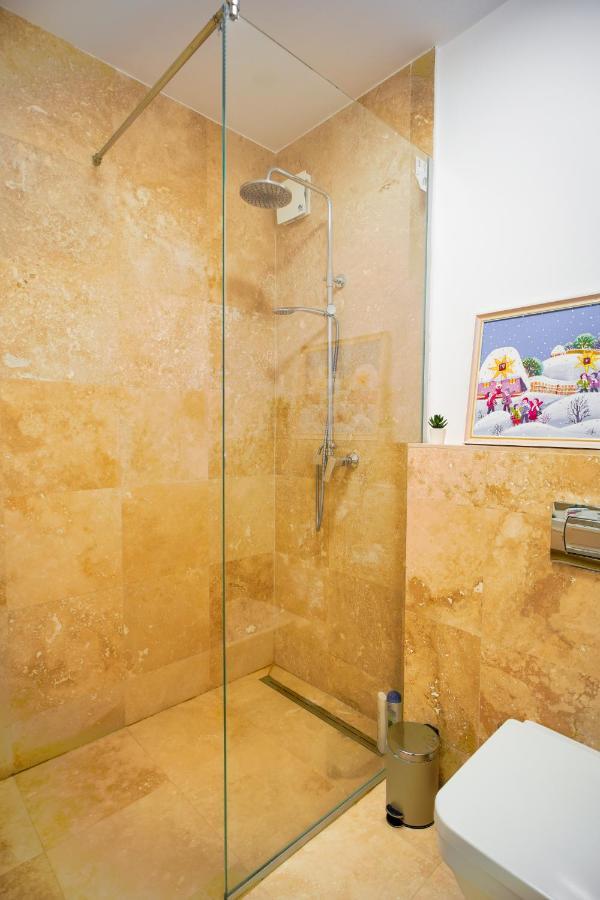 Luxury Central Park Apartment 布加勒斯特 外观 照片