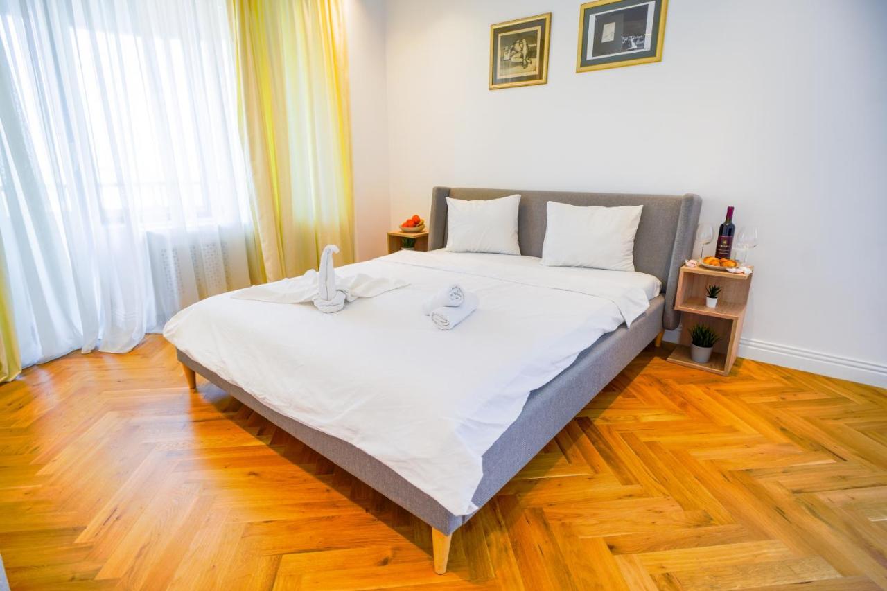 Luxury Central Park Apartment 布加勒斯特 外观 照片